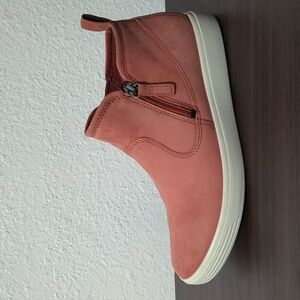ECCO Soft Classic Booties WOMEN'S SIZE 6 Nubuck Boots ECCO SIZE 37